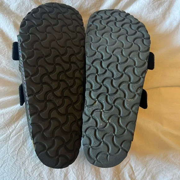 💜 Birkenstock Arizona size 40 Metallic Snake Print 💫 - Picture 9 of 12